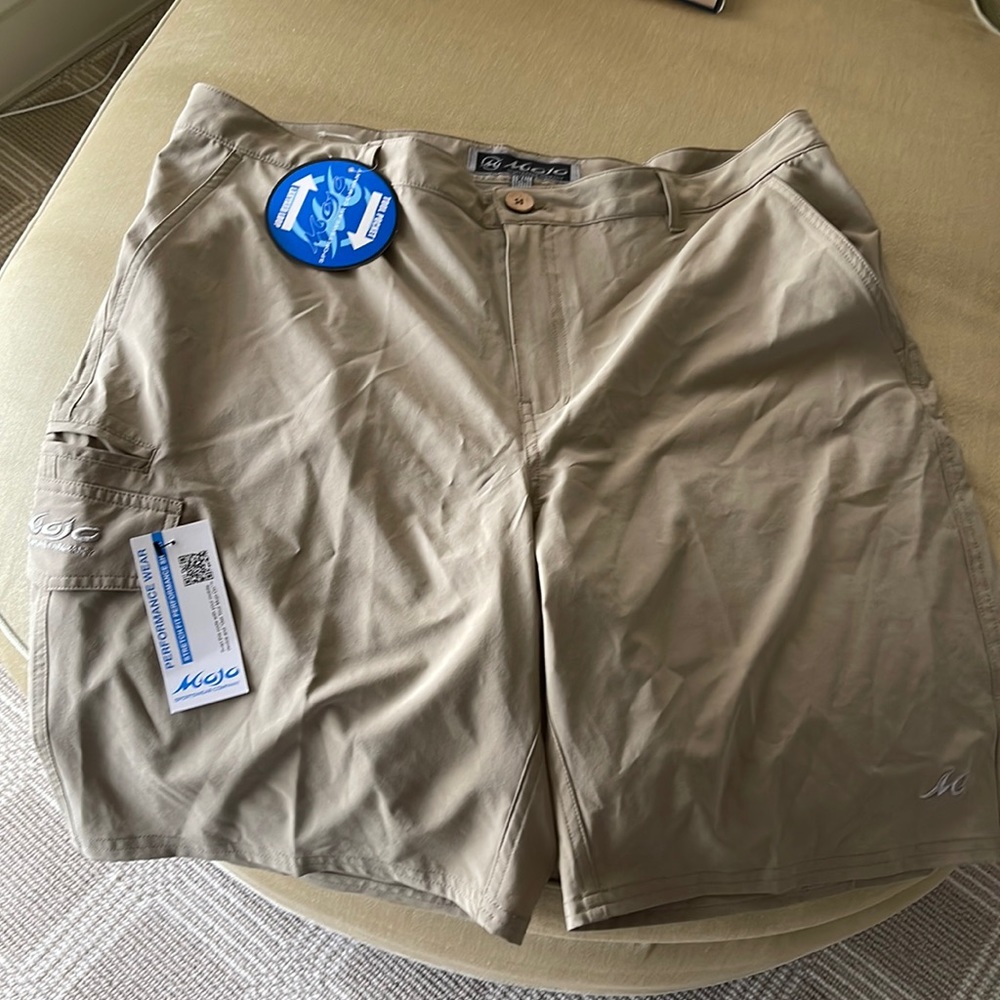 Men’s shorts, new with tags